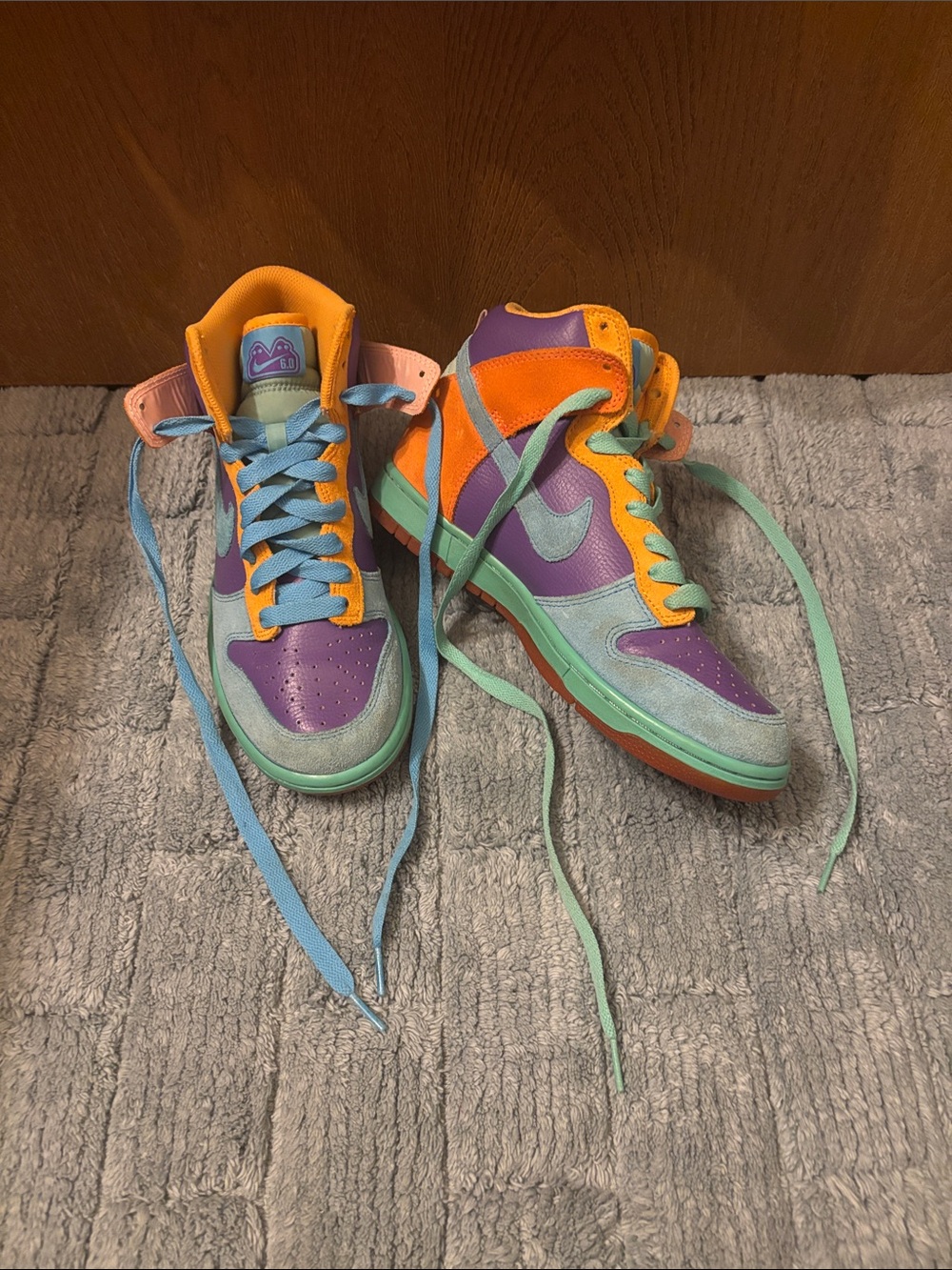 Nike 2009 Women’s Dunk High Colorblock High-Top Sneakers-EUC -SIZE 8-